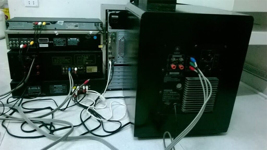 Một số lưu ý quan trọng khi đấu amply với đầu đĩa