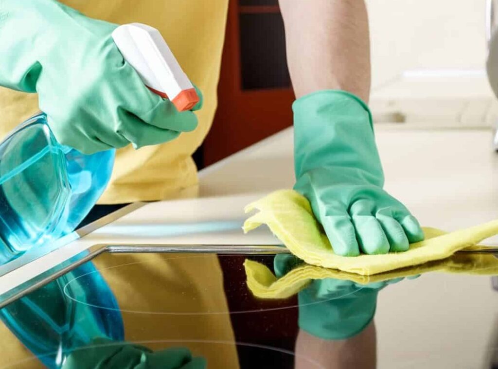 Những nguyên nhân khiến bếp từ bị ẩm ướt thường gặp