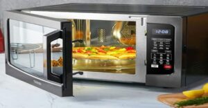 Khi Nào Cần Gọi Thợ Sửa Chữa Lò Vi Sóng Kêu To