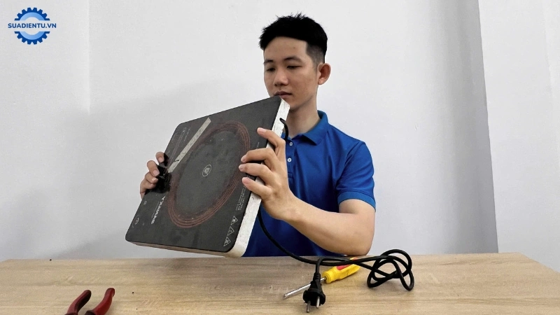 Sửa Điện Tử chuyên sửa chữa mọi thương hiệu bếp từ hàng đầu