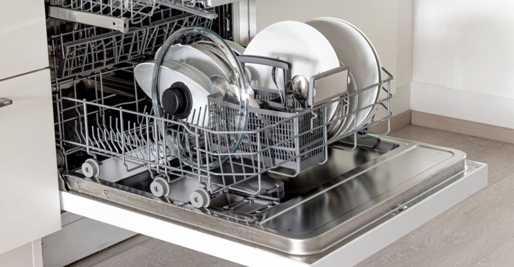 Các lỗi thường gặp cần gặp thợ sửa máy rửa bát quận Phú Nhuận