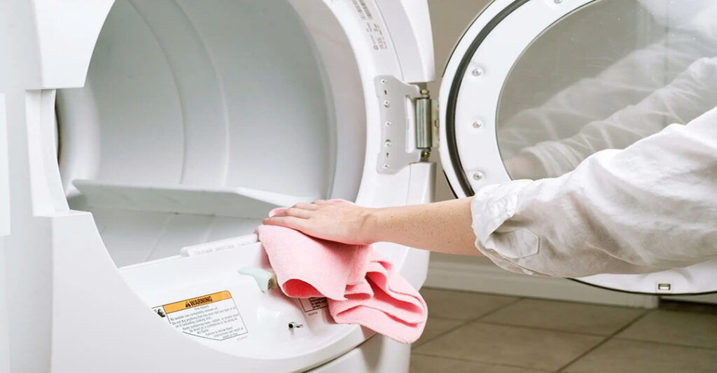 Tại sao cần vệ sinh máy sấy quần áo