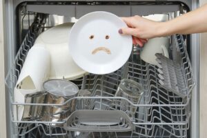 máy rửa bát không sạch