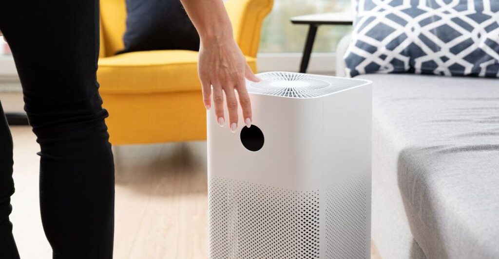 Cách sử dụng máy lọc không khí tiết kiệm điện