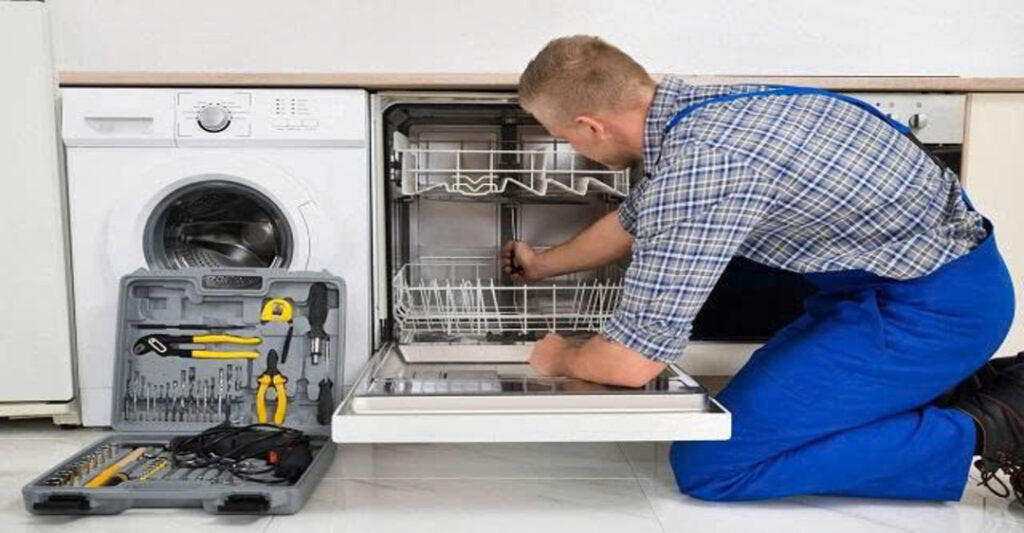 Lưu ý khi thay thế, bảo dưỡng linh kiện máy rửa bát