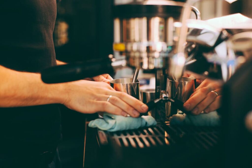 Cách bảo quản và sử dụng máy pha cà phê an toàn