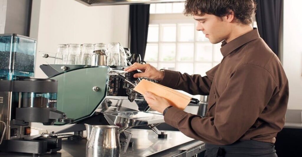 Tầm quan trọng của vệ sinh và bảo dưỡng máy pha cà phê