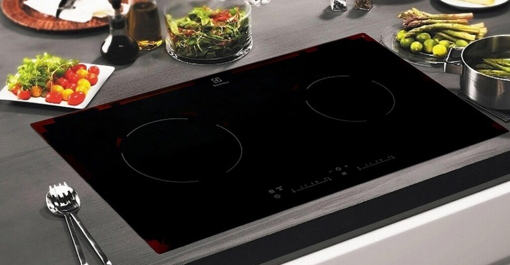 Cách khắc phục bếp từ báo lỗi E8 tại nhà hiệu quả