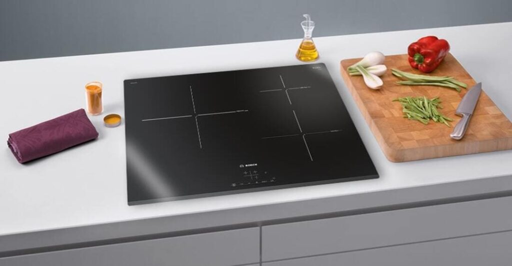 Hướng dẫn khắc phục sự cố bếp từ bị liệt nút cảm ứng