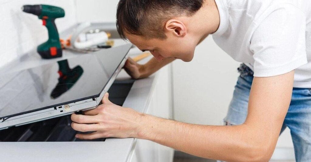 Hướng dẫn sửa bếp từ tại nhà với các lỗi cơ bản