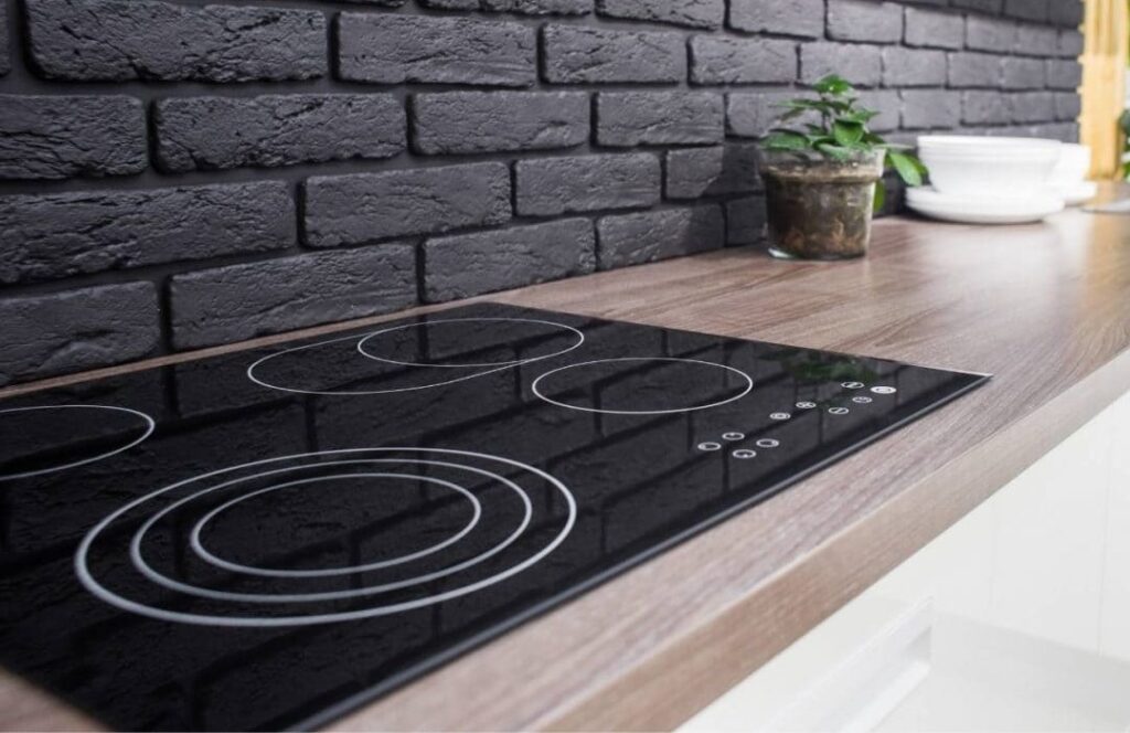 Dấu hiệu nhận biết bếp từ bị hỏng bo mạch