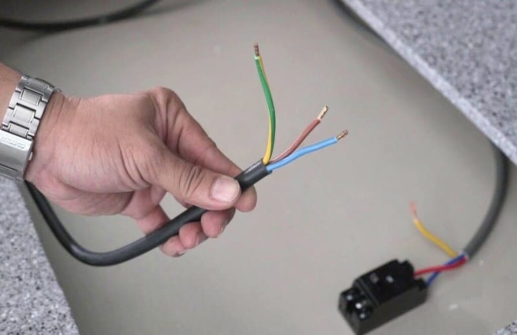 cách nối dây tiếp đất cho bếp từ