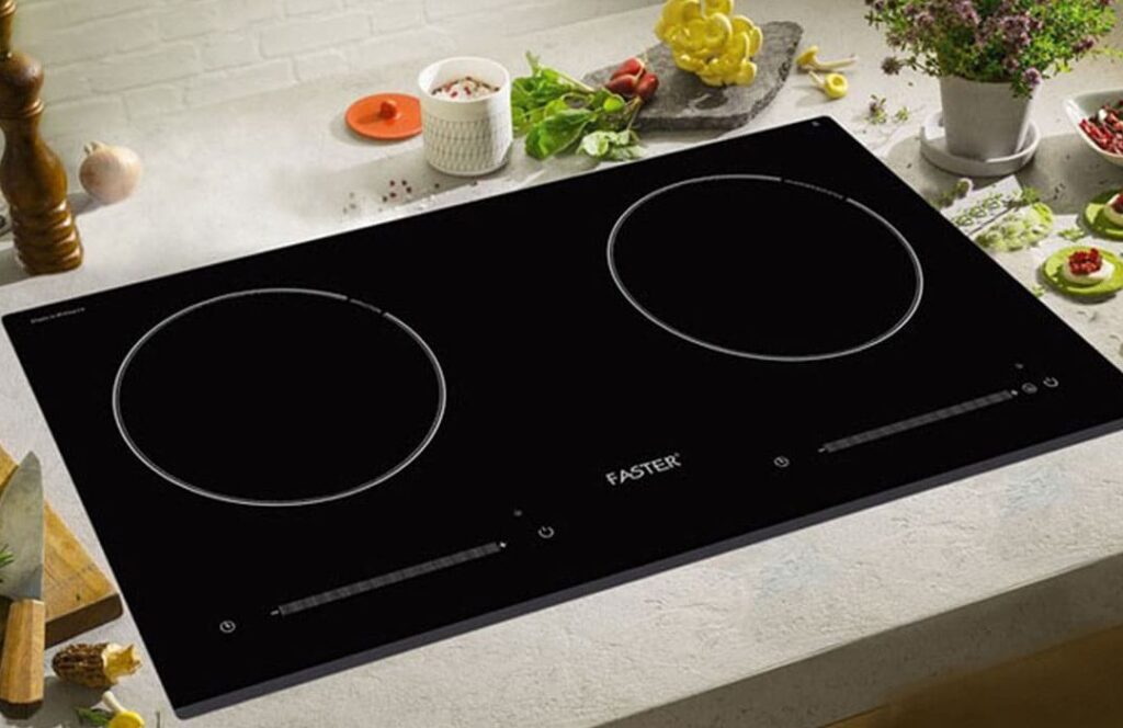 Chi phí thay mặt kính bếp từ hiện nay