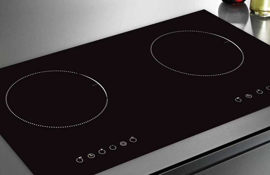 kết nối nguồn điện và lắp đặt aptomat